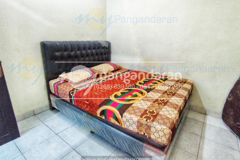     Tampilan Kamar Bungalow Bawah Pondok Sadewa Pangandaran